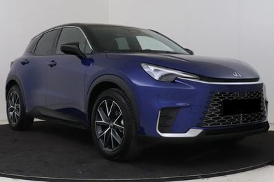 Lexus LBX Emotion 1.5 Hybrid