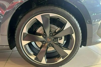 Cupra Leon 1.5 eTSI DSG