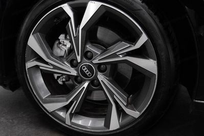 Audi A3 35 TFSI mHEV Advanced S tronic