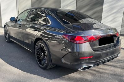 Mercedes Klasa E 220 d 4-Matic AMG