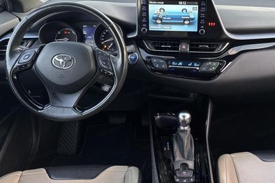 Toyota C-HR 2.0 Hybrid Selection
