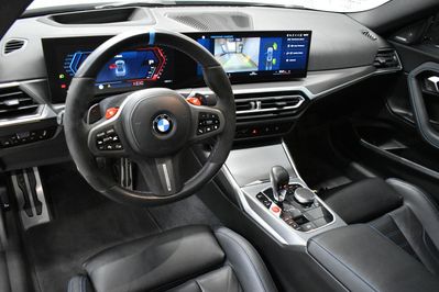 BMW Seria 2 M2