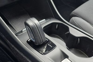 Volvo XC40 T5 Plug-In Hybrid R-Design