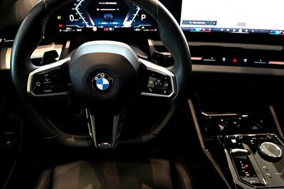 BMW Seria 5 520d xDrive M Sport