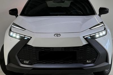 Toyota C-HR Style 2.0 Hybrid Dynamic Force