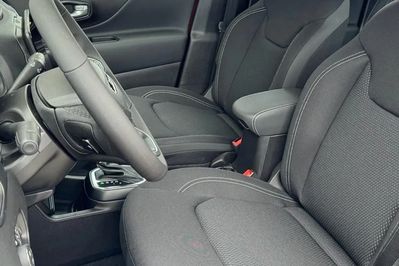 Jeep Renegade Altitude 1.5 T4 mHEV DCT