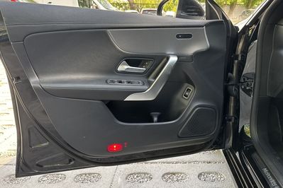 Mercedes CLA 200