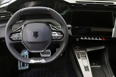 Peugeot 408 GT Exclusive S&S 1.2 mHEV  e-DSC6