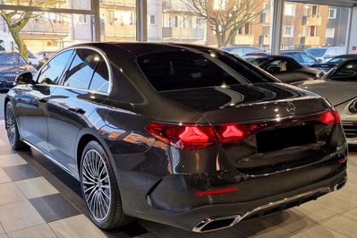 Mercedes E Klasa 220 d  4-Matic AMG