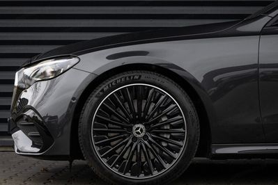 Mercedes Klasa E 200 4-Matic AMG