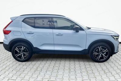Volvo XC40 B3 Plus Dark