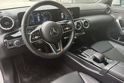 Mercedes CLA 200