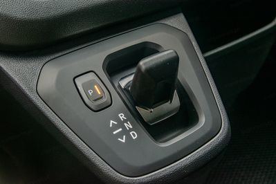 Renault Trafic L2H1 AT9