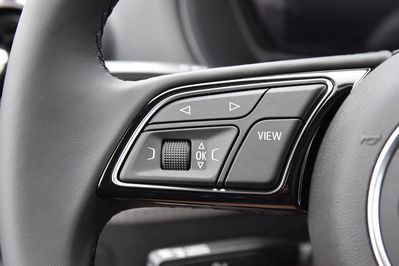 Audi Q2 35 TFSI S Line