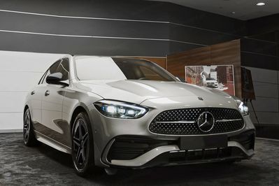 Mercedes Klasa C 200 4-Matic AMG