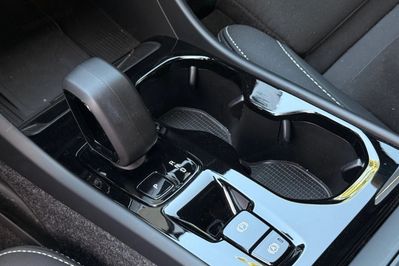 Volvo XC40 B4 Plus Dark