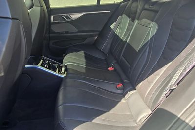 BMW Seria 8 M850i xDrive