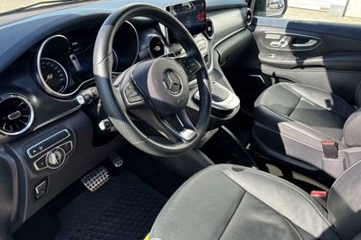 Mercedes EQV 300