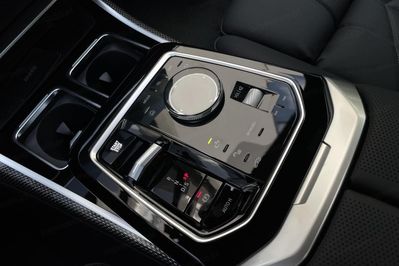 BMW Seria 7 740d xDrive M Sport