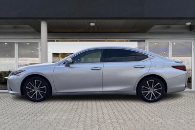 Lexus ES 300h Business Edition