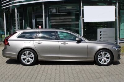 Volvo V90 B4 D Momentum