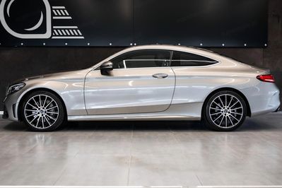 Mercedes Klasa C 300 AMG Line