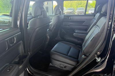 Hyundai Santa Fe CALLIGRAPHY 1.6 PHEV T-GDI 4WD AT