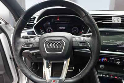 Audi Q3 35 TFSI mHEV S-Line S tronic