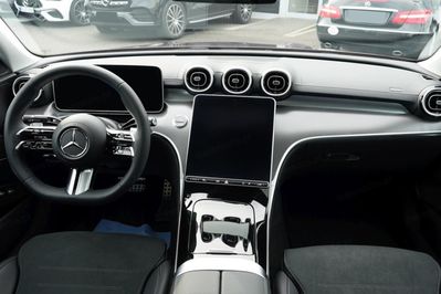 Mercedes Klasa C 200 4-Matic AMG