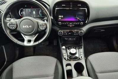 Kia Soul 64KWH m