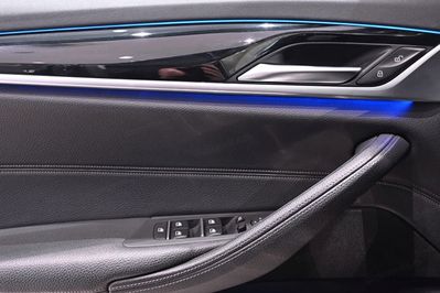 BMW Seria 5 520i mHEV  Line aut