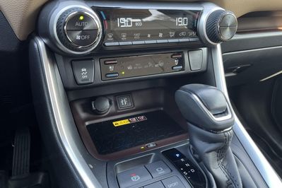 Toyota RAV4 2.5 Hybrid Executive 4x2