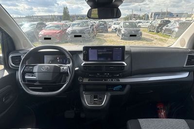 Toyota Proace Verso L2H1 D4-D Long Family