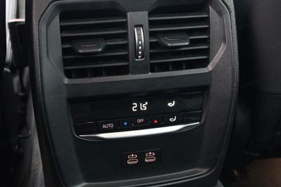 BMW Seria 3 Touring 320d Sport Line