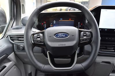 Ford Tourneo Custom 340 L2H1 Titanium PHEV CVT