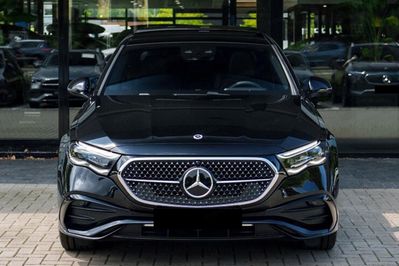 Mercedes Klasa E 220 d  4-Matic AMG