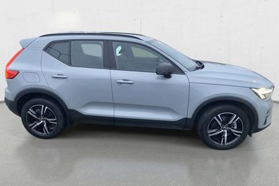 Volvo XC40 B3 B Plus Dark