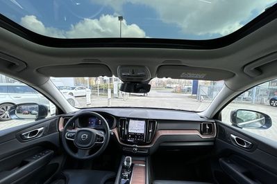 Volvo XC60 T6 Plug-In Hybrid AWD Plus Bright