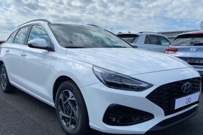 Hyundai i30 1.6 T-GDI Modern DCT