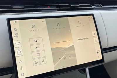 Land Rover Range Rover P550e Autobiography