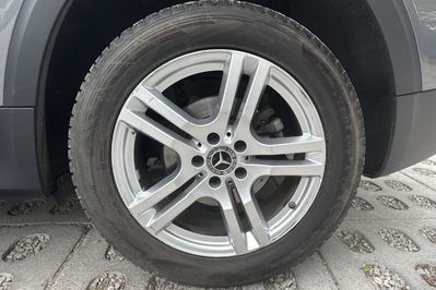 Mercedes GLB 200