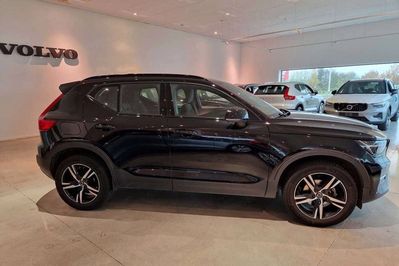 Volvo XC40 B3 Plus Dark