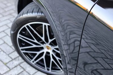 Porsche Cayenne Coupe E-Hybrid Black Edition