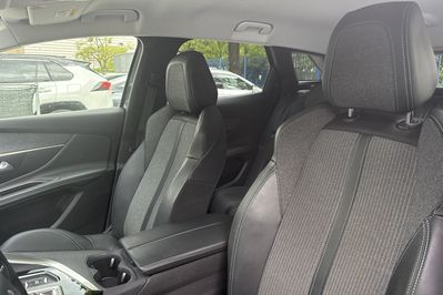 Peugeot 3008 Allure Pack 1.2 PureTech  S&S EAT8