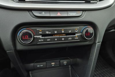 Kia XCeed 1.5 T-GDI M