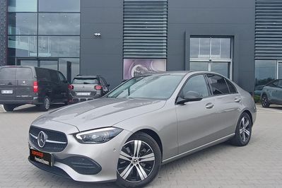 Mercedes Klasa C 300 4MATIC AVANTGARDE