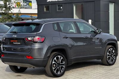 Jeep Compass 1.5 T4 Mhev Altitude Fwd S&S Dct