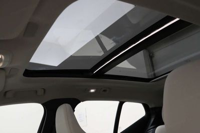 Volvo XC40 B4 Ultra Dark