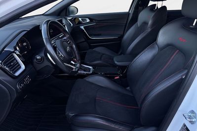 Kia ProCeed 1.6 t-Gdi Gt Dct