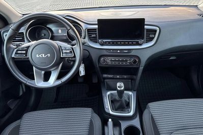 Kia Ceed 1.5 T-GDI M